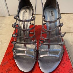 Guess Women’s silver stilettos sz 8 - gently used